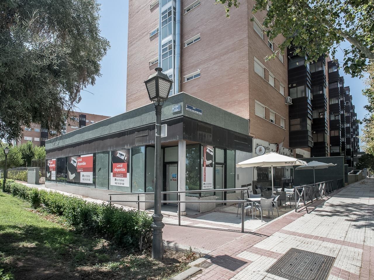 Commercial premises